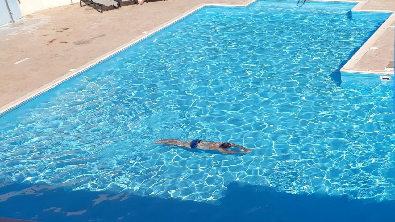 Spacious Contemporary Apartment Pissouri Bagian luar foto