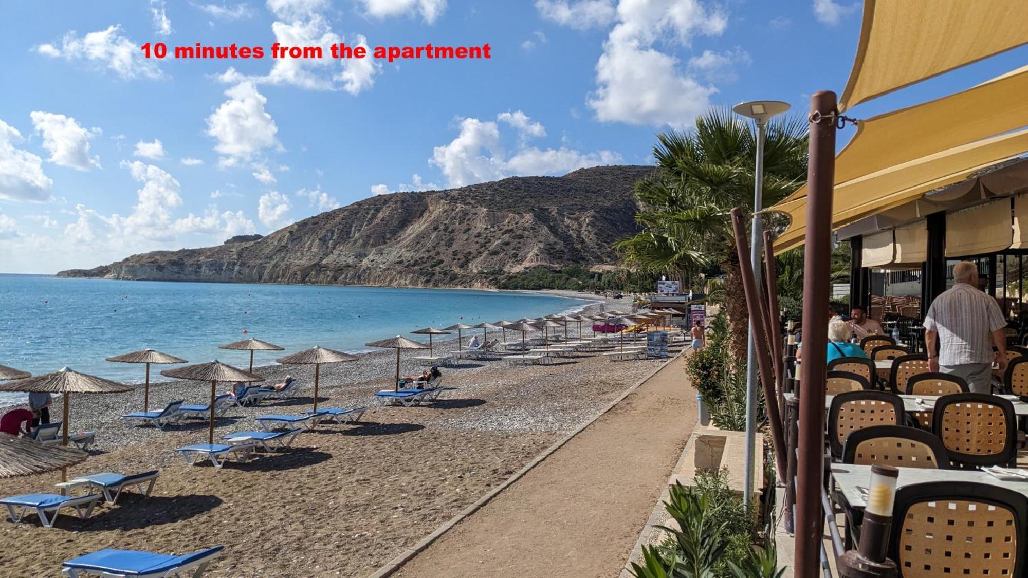 Spacious Contemporary Apartment Pissouri Bagian luar foto